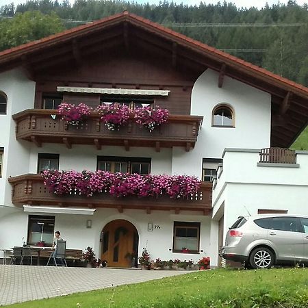 Apartment Maierhof Flirsch Exterior foto